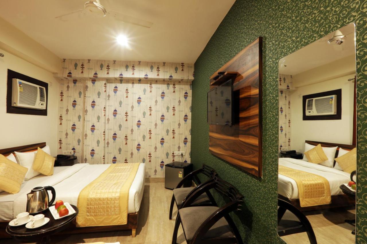Hotel Ark Wood At Airport New Delhi Extérieur photo